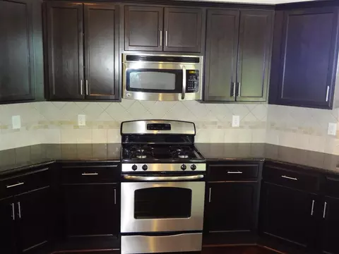 13 White Willow Ct, Durham, NC 27703 photo 6