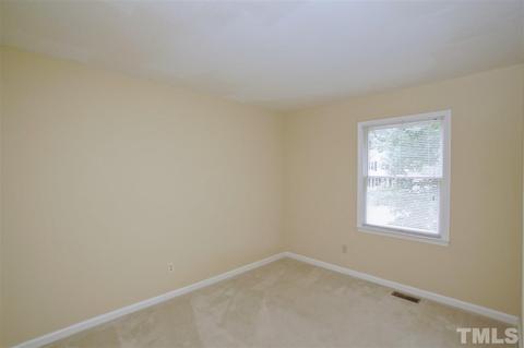 207 Maumee Ct, Cary, NC 27513 photo 9