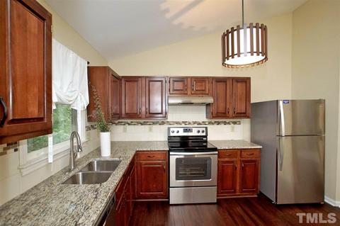 207 Maumee Ct, Cary, NC 27513 photo 7