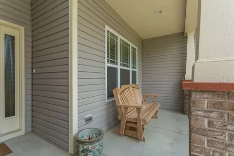 80 Hackberry Dr E, Youngsville, NC 27596 photo 4