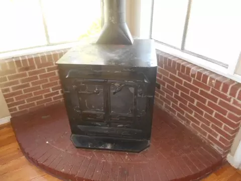 502 4th St, Bladenboro, NC 28320 photo 5