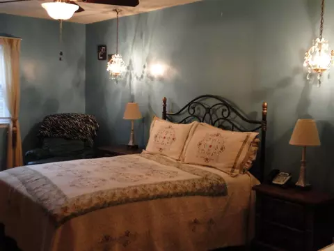 2414 Winburn Ave, Durham, NC 27704 photo 9