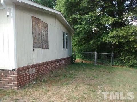 4013 Packard St, Durham, NC 27704 photo 2