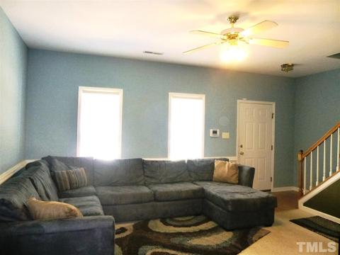 136 Bayleigh Ct, Garner, NC 27529 photo 5
