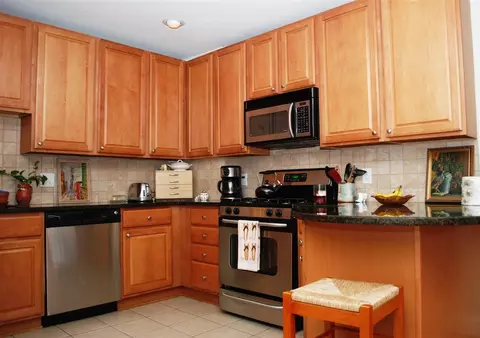 725 E Whitaker Mill Rd, Raleigh, NC 27608 photo 8