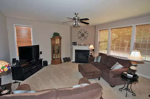 2512 Oleander Dr, Durham, NC 27703 photo 7