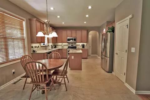2512 Oleander Dr, Durham, NC 27703 photo 9