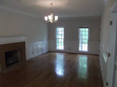 2301 Parkside Dr, Durham, NC 27707 photo 4