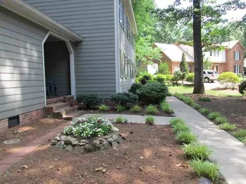 124 Fairntosh Pl, Durham, NC 27712 photo 2