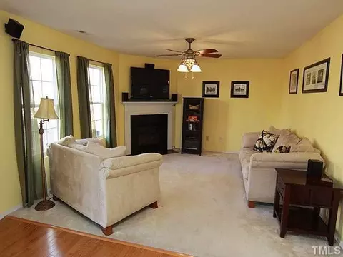 5 Castlewell Pl, Durham, NC 27703 photo 6
