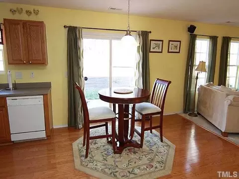 5 Castlewell Pl, Durham, NC 27703 photo 5