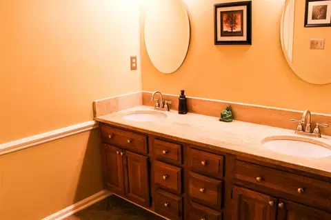 1108 Hadrian Dr, Garner, NC 27529 photo 9