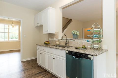 101 Foxbury Dr, Garner, NC 27529 photo 6