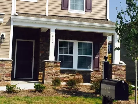 812 Poplar St, Durham, NC 27703 photo 2