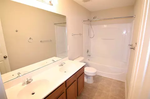 8 Cornstalk Ct, Durham, NC 27703 photo 22