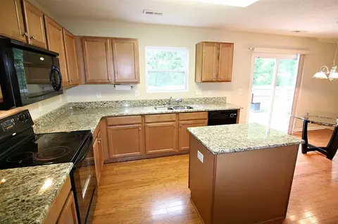 8 Cornstalk Ct, Durham, NC 27703 photo 11
