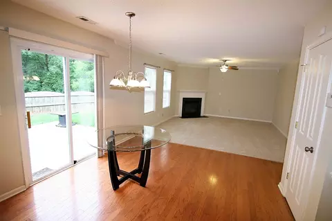 8 Cornstalk Ct, Durham, NC 27703 photo 12