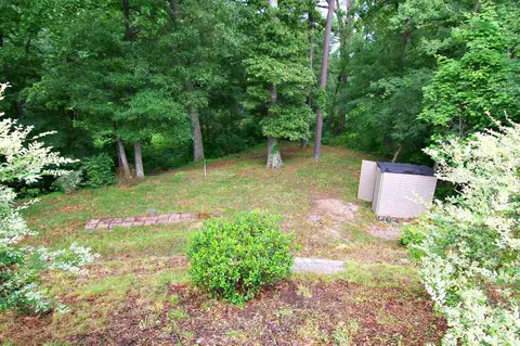 8 Cornstalk Ct, Durham, NC 27703 photo 5