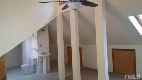 505 Douglas St, Durham, NC 27705 photo 4