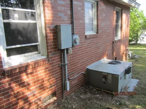132 Main Cir, Roxboro, NC 27573 photo 4