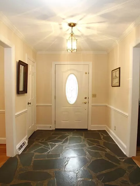 102 Perth Ct, Cary, NC 27511 photo 2