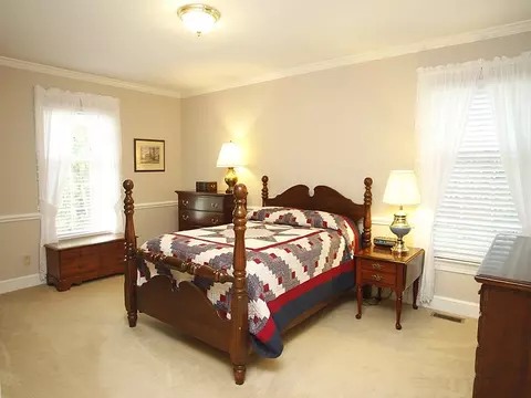 102 Perth Ct, Cary, NC 27511 photo 10