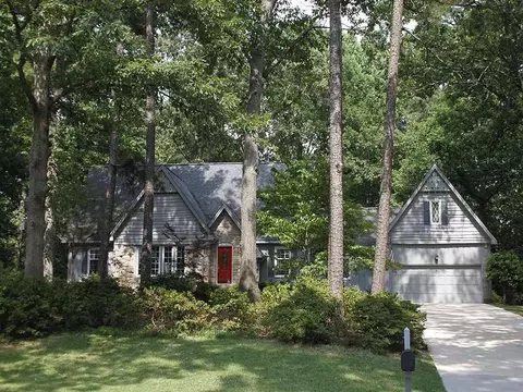 102 Perth Ct, Cary, NC 27511 photo 1