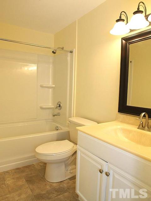 202 Rolling Ridge Cir, Garner, NC 27529 photo 8
