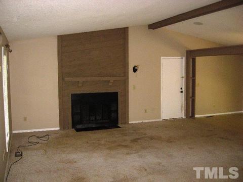 103 Mcdole Cir, Cary, NC 27511 photo 4