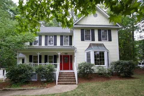 17 Clearwater Dr, Durham, NC 27707 photo 1