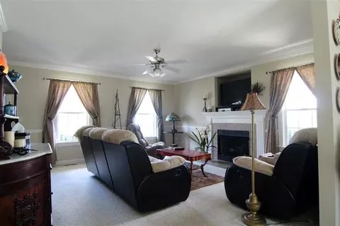 137 Bear Oak Dr, Smithfield, NC 27577 photo 8