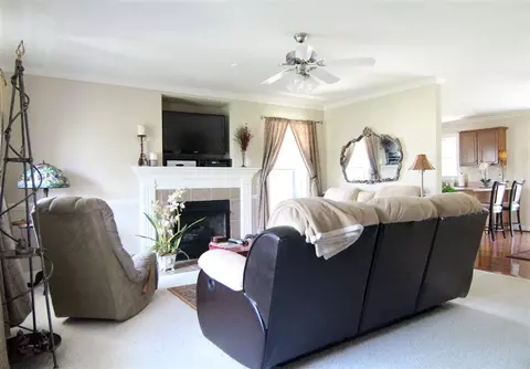 137 Bear Oak Dr, Smithfield, NC 27577 photo 9