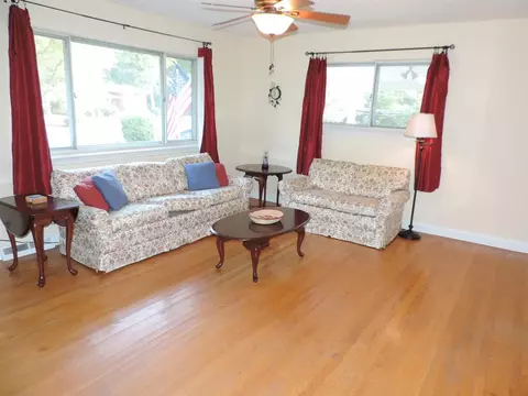 2402 Carver St, Durham, NC 27705 photo 8