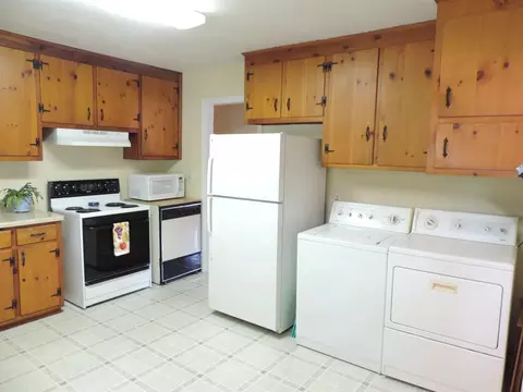 2402 Carver St, Durham, NC 27705 photo 6
