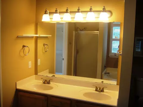 12 Lullwater Ct, Durham, NC 27703 photo 8