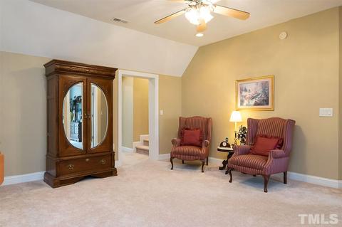 233 Continental Dr, Durham, NC 27712 photo 11