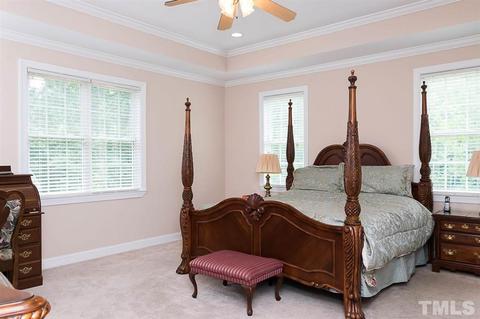 233 Continental Dr, Durham, NC 27712 photo 10