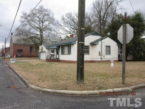 207 E Oak St E, Selma, NC 27576 photo 19