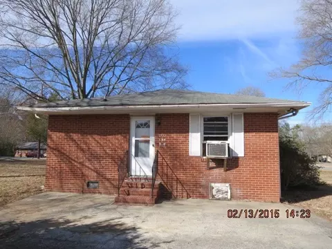 2607 Davie Dr, Durham, NC 27704 photo 2