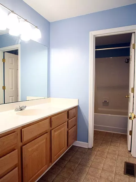 729 Jonquil St, Durham, NC 27712 photo 10
