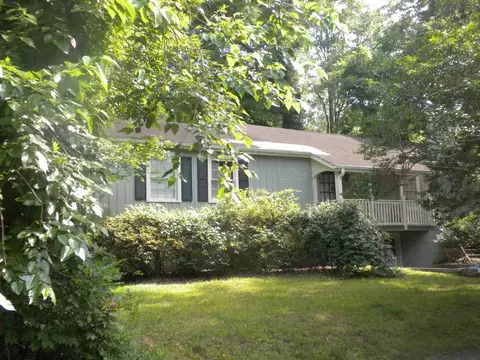 2733 Everett Ave, Raleigh, NC 27607 photo 1