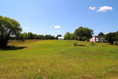 7005 Benson Hardee Rd, Benson, NC 27504 photo 1