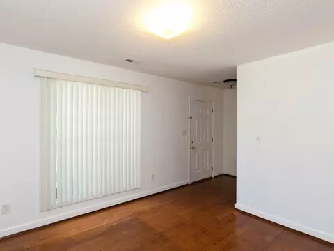 2706 Stadium Dr, Durham, NC 27704 photo 5