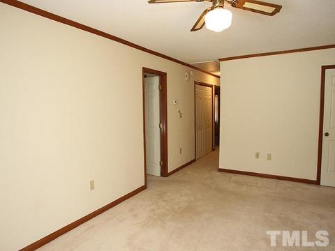 129 Towne View Trl, Garner, NC 27529 photo 3