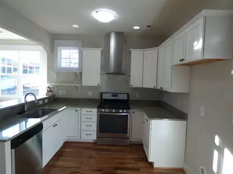 920 Scout Dr, Durham, NC 27707 photo 2