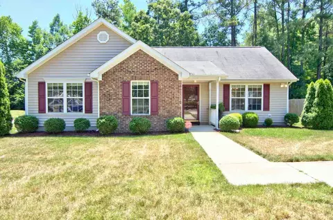 4004 Candlewick Way, Durham, NC 27704 photo 1