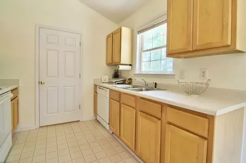 4004 Candlewick Way, Durham, NC 27704 photo 13