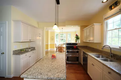 207 Firetree Ln, Cary, NC 27513 photo 8