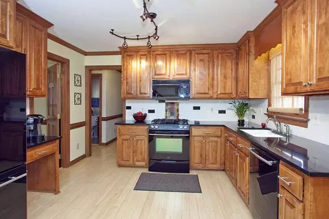 6124 Wolverhampton Dr, Raleigh, NC 27603 photo 4