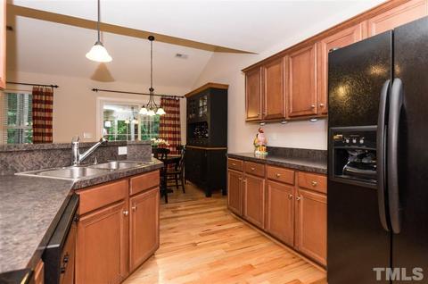 612 Tralee Dr, Smithfield, NC 27577 photo 9